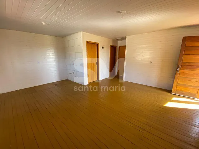 Casa 2 quartos e 1 banheiro, para alugar, no bairro Di Diori em Guatambú