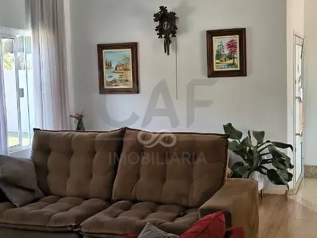 Casa 4 quartos e 4 banheiros, à venda, no bairro Núcleo Urbano Parque Ana Helena em Jaguariúna
