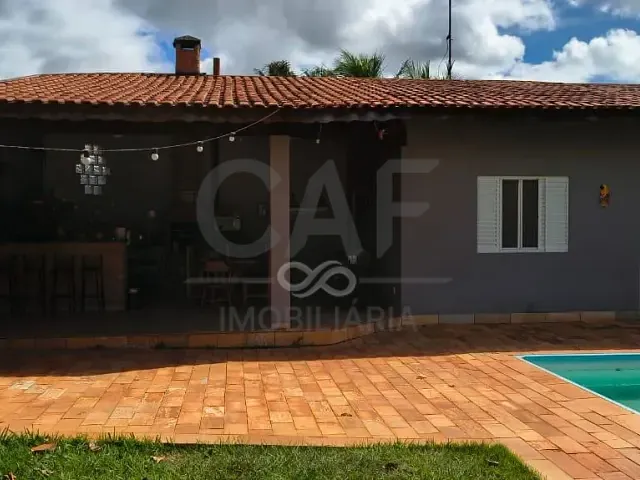 Casa 4 quartos e 4 banheiros, à venda, no bairro Núcleo Urbano Parque Ana Helena em Jaguariúna