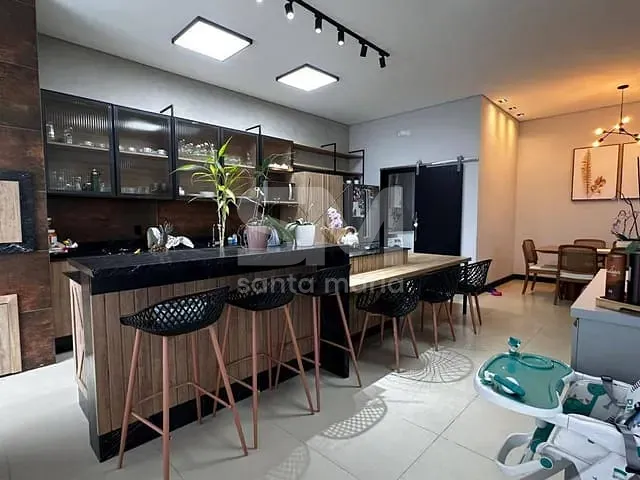 Casa com 370m² 3 quartos e 1 banheiro, à venda, no bairro Presidente Médici em Chapecó