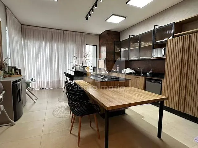 Casa com 370m² 3 quartos e 1 banheiro, à venda, no bairro Presidente Médici em Chapecó