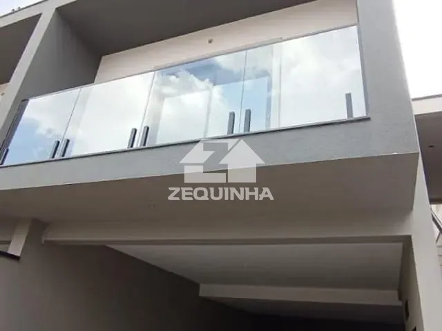 Casa com 135m² 3 quartos e 4 banheiros, à venda, no bairro Jd Dabril em Osasco