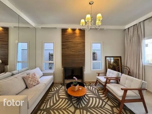 Casa com 304m² 3 quartos e 3 banheiros, à venda, no bairro Urbanova em São José dos Campos