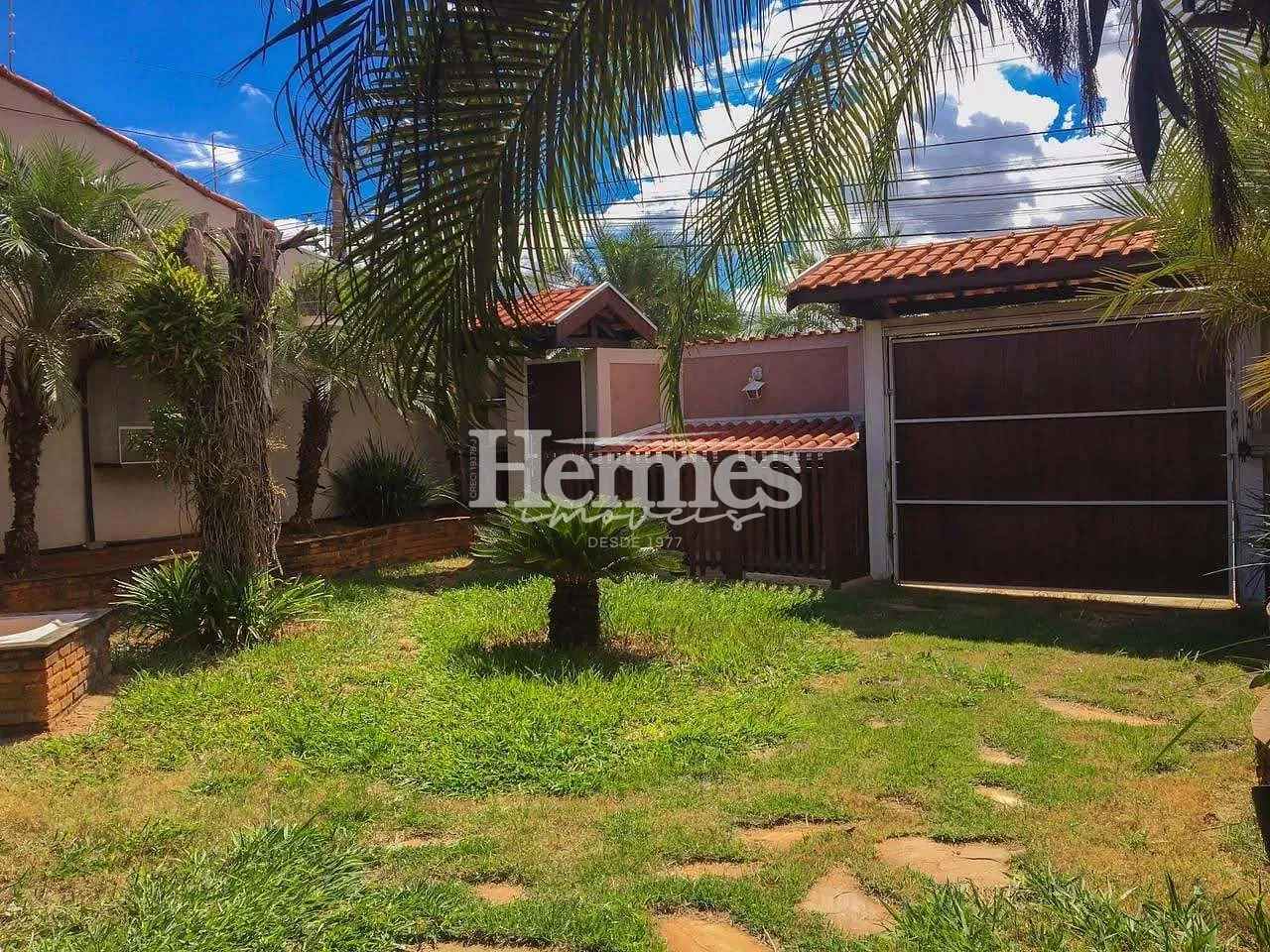 Casa, 3 quartos, 129 m² - Foto 1
