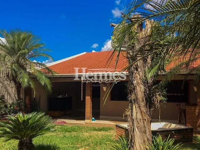 Casa com 250m² 3 quartos e 1 banheiro, à venda, no bairro Jardim Planalto em Paulínia