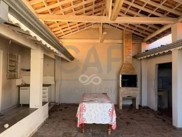 Casa com 160m² 2 quartos e 2 banheiros, à venda, no bairro Jardim Haruji em Jaguariúna