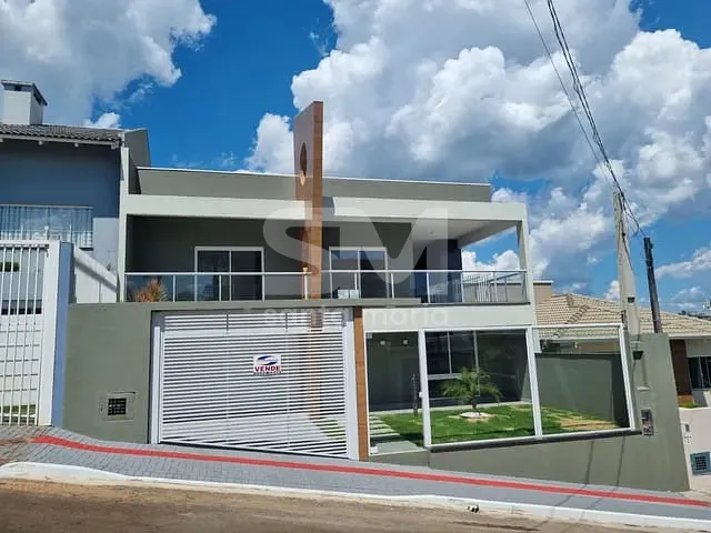 Casa 4 quartos e 4 banheiros, à venda, no bairro Jardim Europa em Chapecó