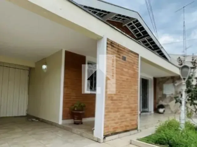 Casa com 260m² 3 quartos e 3 banheiros, à venda, no bairro Vila Graff em Jundiaí