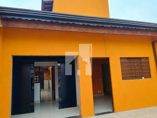 Casa 3 quartos e 2 banheiros, à venda, no bairro Parque Almerinda Pereira Chaves em Jundiaí