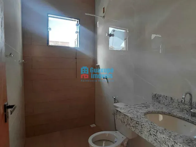 Casa 2 quartos e 1 banheiro, à venda, no bairro Aroeira em Guaxupé