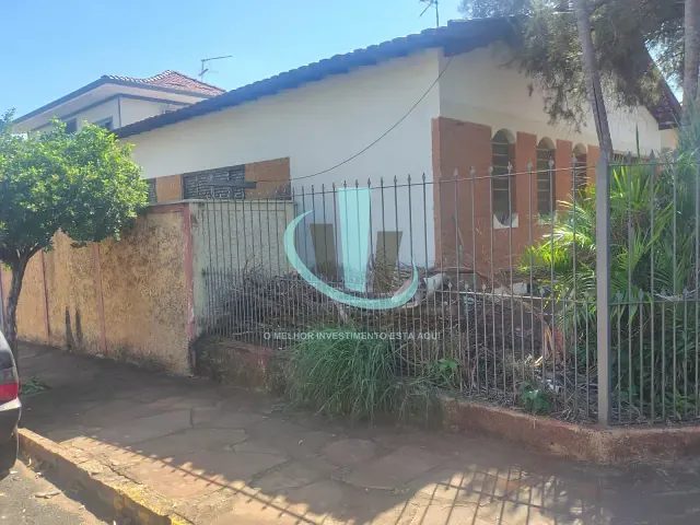 Casa 2 quartos e 1 banheiro, à venda, no bairro Vila Xavier (Vila Xavier) em Araraquara