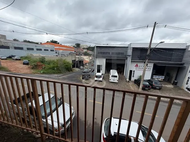 Casa 2 quartos e 2 banheiros, à venda, no bairro Jardim Marajoara em Pedreira