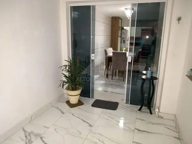 Casa com 250m² 3 quartos e 2 banheiros, à venda, no bairro Jardim Anchieta em Mauá