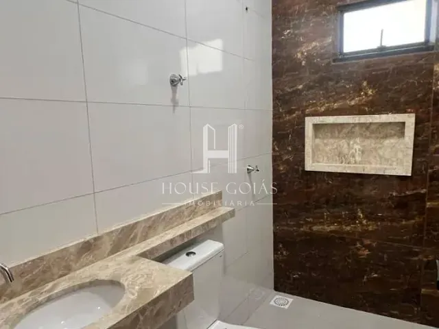 Casa com 210m² 3 quartos e 2 banheiros, à venda, no bairro Vila São Sebastião em Senador Canedo