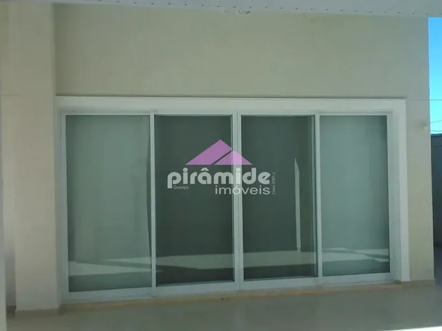 Casa com 252m² 3 quartos e 3 banheiros, à venda, no bairro Condomínio Residencial Mantiqueira em São José Dos Campos