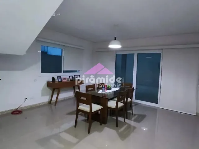 Casa com 252m² 3 quartos e 3 banheiros, à venda, no bairro Condomínio Residencial Mantiqueira em São José Dos Campos