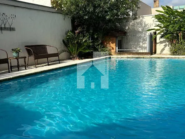 Casa com 500m² 3 quartos e 5 banheiros, à venda, no bairro Parque Centenário em Jundiaí