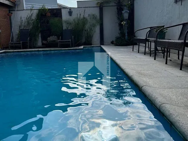 Casa com 500m² 3 quartos e 5 banheiros, à venda, no bairro Parque Centenário em Jundiaí
