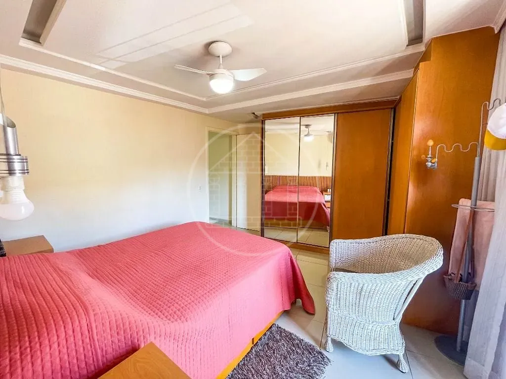 Casa, 3 quartos, 250 m² - Foto 17