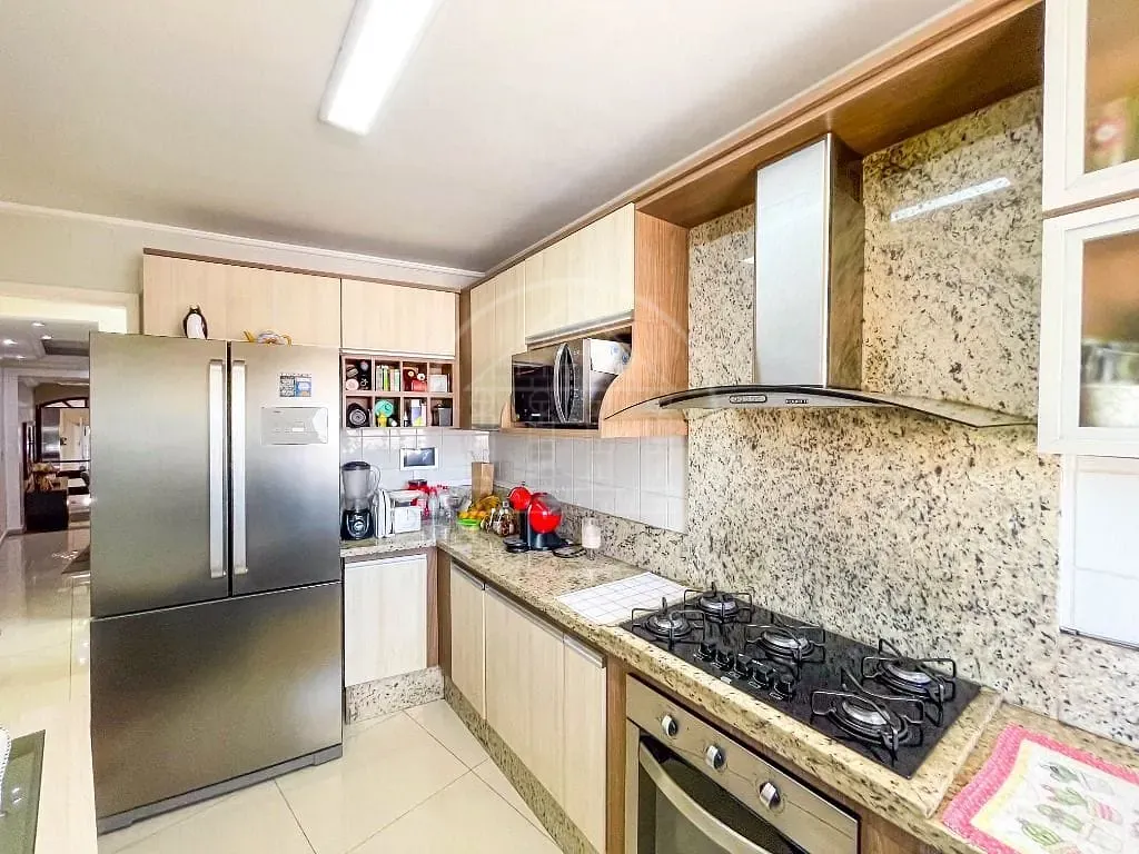Casa, 3 quartos, 250 m² - Foto 27