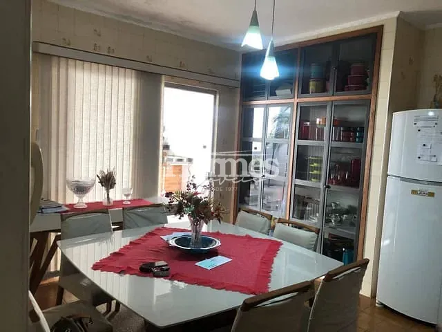 Casa com 500m² 4 quartos e 4 banheiros, à venda, no bairro Vila Bressani em Paulínia