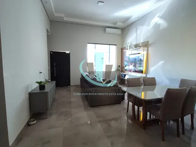 Casa com 236m² 3 quartos e 3 banheiros, à venda, no bairro Jardim Maria Luiza II em Araraquara