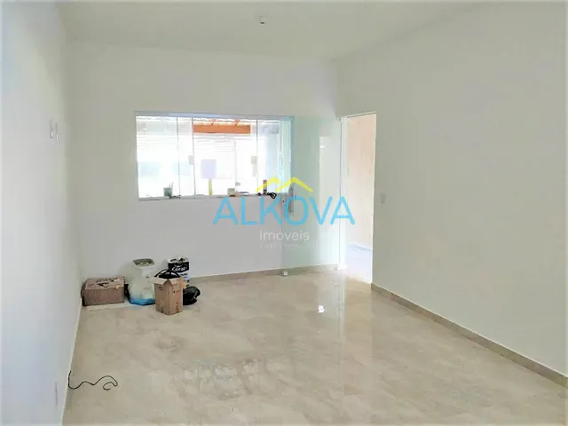 Casa com 125m² 4 quartos e 1 banheiro, à venda, no bairro Jardim das Indústrias em São José dos Campos