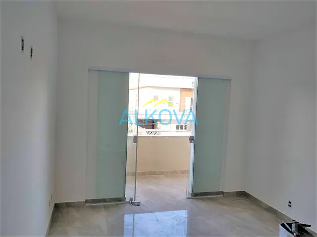 Casa com 125m² 4 quartos e 1 banheiro, à venda, no bairro Jardim das Indústrias em São José dos Campos