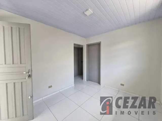 Casa 2 quartos e 1 banheiro, para alugar, no bairro Bairro Alto em Curitiba