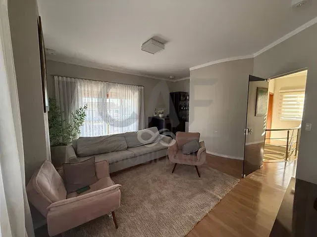 Casa com 406m² 3 quartos e 4 banheiros, à venda, no bairro Parque Residencial Nova Holanda em Holambra