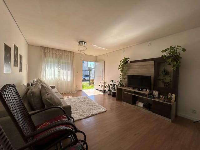 Casa com 335m² 2 quartos e 2 banheiros, à venda, no bairro Liberdade em Pelotas
