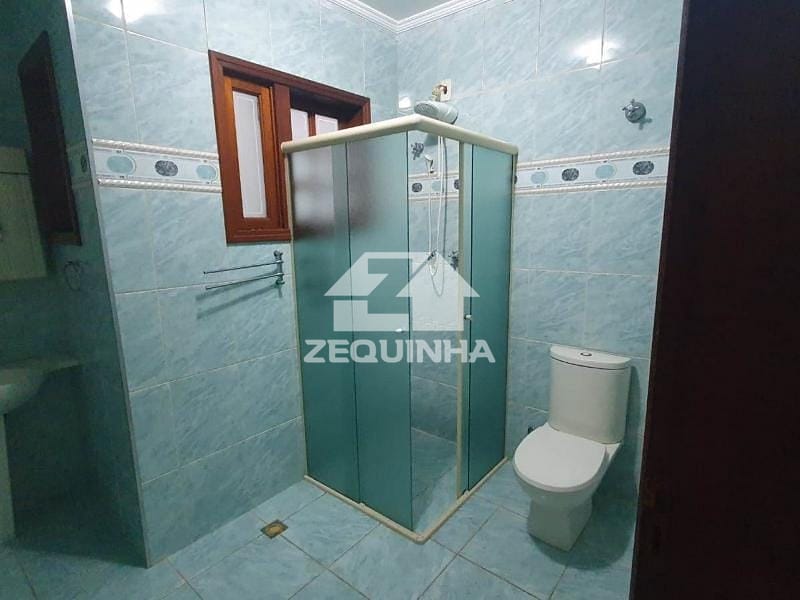 Casa, 3 quartos, 245 m² - Foto 17