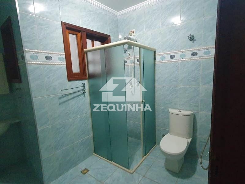 Casa, 3 quartos, 245 m² - Foto 24