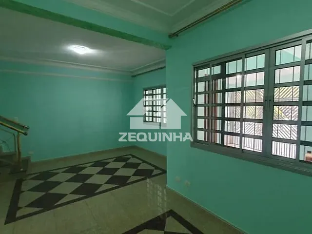 Casa com 134m² 3 quartos e 3 banheiros, à venda, no bairro Vila Osasco em Osasco