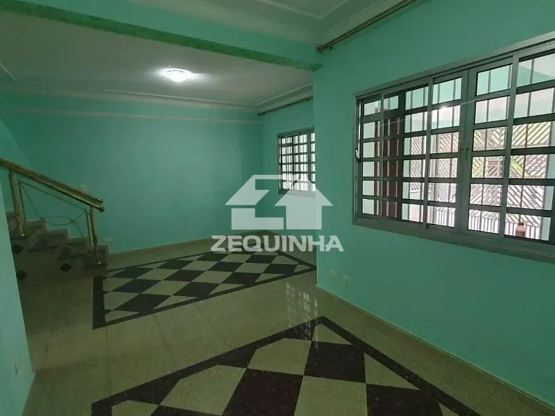 Casa, 3 quartos, 245 m² - Foto 10
