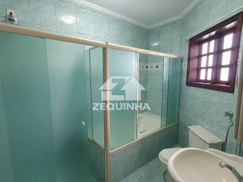 Casa, 3 quartos, 245 m² - Foto 23