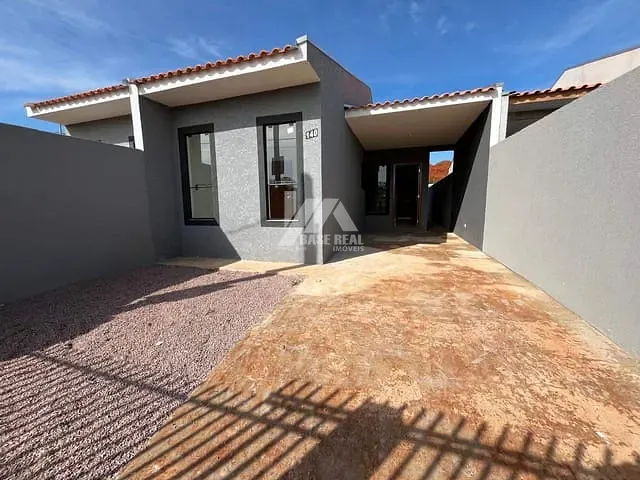 Casa 2 quartos e 1 banheiro, à venda, no bairro Cará-Cará em Ponta Grossa