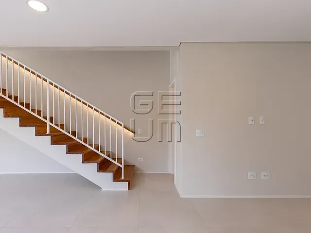 Casa com 200m² 3 quartos e 4 banheiros, à venda, no bairro Gleba Fazenda Palhano em Londrina