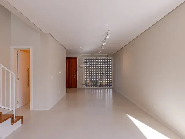 Casa com 200m² 3 quartos e 4 banheiros, à venda, no bairro Gleba Fazenda Palhano em Londrina