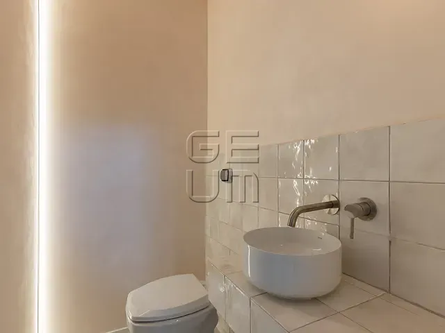 Casa com 200m² 3 quartos e 4 banheiros, à venda, no bairro Gleba Fazenda Palhano em Londrina