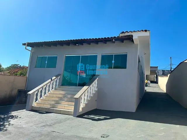Casa com 1975m², à venda, no bairro JAPY em Guaxupé