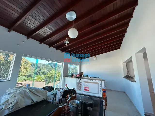 Casa com 1975m², à venda, no bairro JAPY em Guaxupé