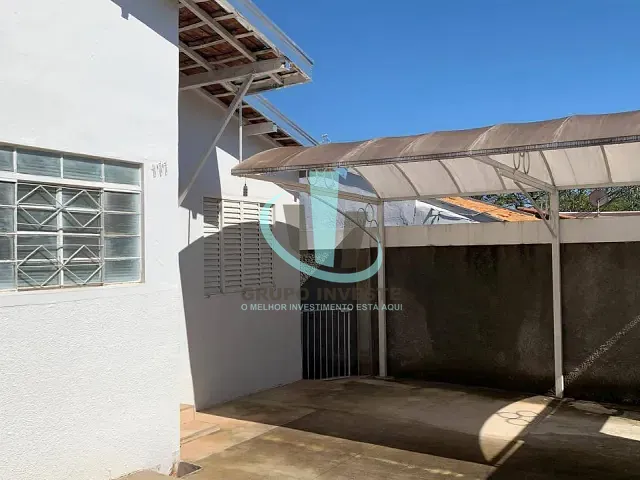 Casa com 200m² 2 quartos e 2 banheiros, à venda, no bairro Jardim Dom Pedro I em Araraquara