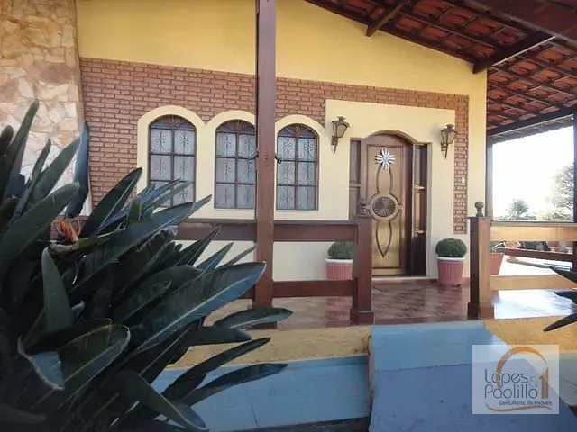 Casa com 1556m² 3 quartos e 5 banheiros, à venda, no bairro Recreio Maristela em Atibaia