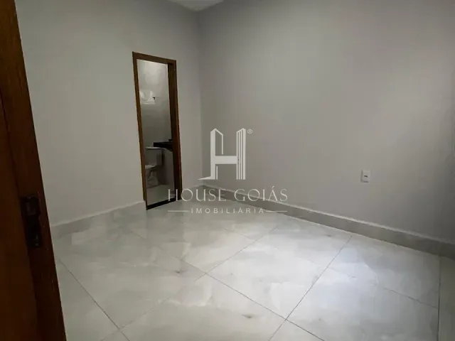 Casa com 120m² 2 quartos e 2 banheiros, à venda, no bairro Solange Park III em Goiânia