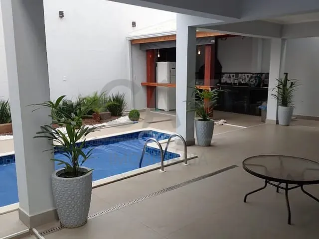 Casa 3 quartos e 3 banheiros, à venda, no bairro Jardim Europa em Jaguariúna