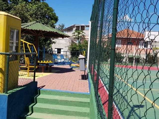 Casa com 500m² 2 quartos e 3 banheiros, à venda, no bairro Parque Esmeralda em Barueri