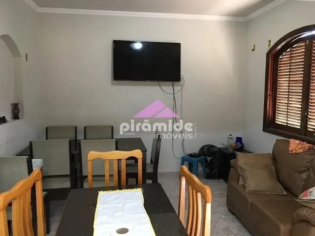 Casa com 379m² 4 quartos e 5 banheiros, à venda, no bairro Jardim Satélite em São José Dos Campos