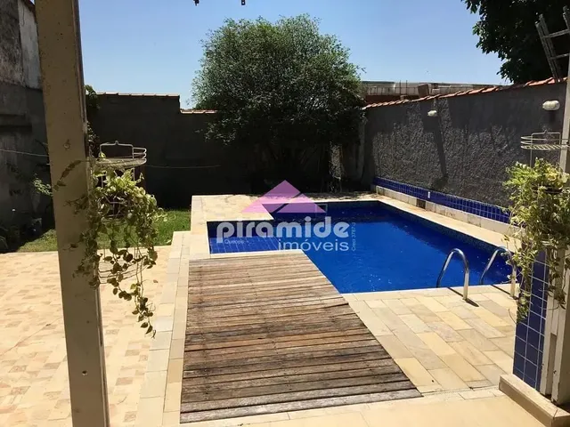 Casa com 379m² 4 quartos e 5 banheiros, à venda, no bairro Jardim Satélite em São José Dos Campos