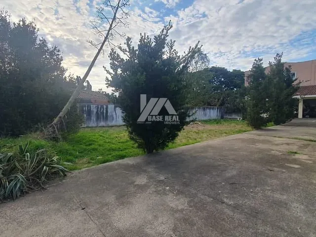 Casa 3 quartos e 6 banheiros, à venda, no bairro Orfãs em Ponta Grossa